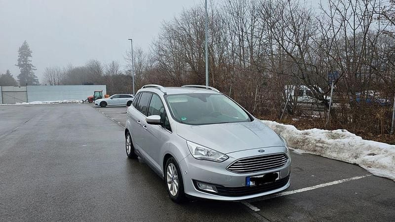 Grau Gebraucht 2015 Ford Grand C-Max Titanium Van / Kleinbus | 10.500 € (Fairer Preis) - Bild 1/4