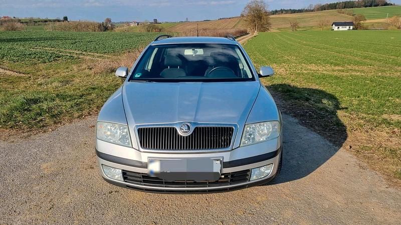 Gebraucht Skoda Octavia 105 PS (77 kW) 2005 Silber Kombi
