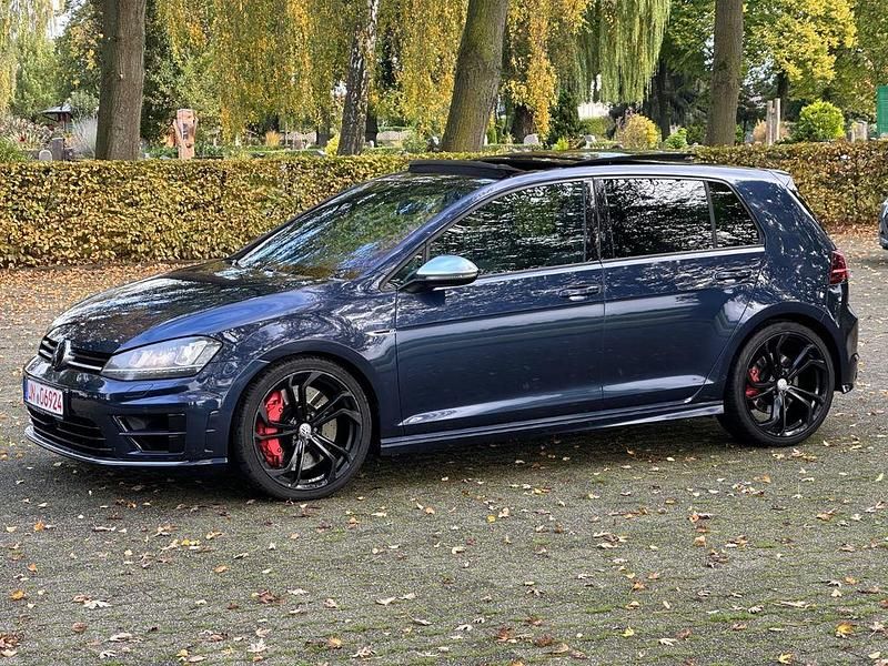Blau Gebraucht 2014 VW Golf VII R Limousine | 19.950 € (Etwas zu teuer) - Bild 1/4
