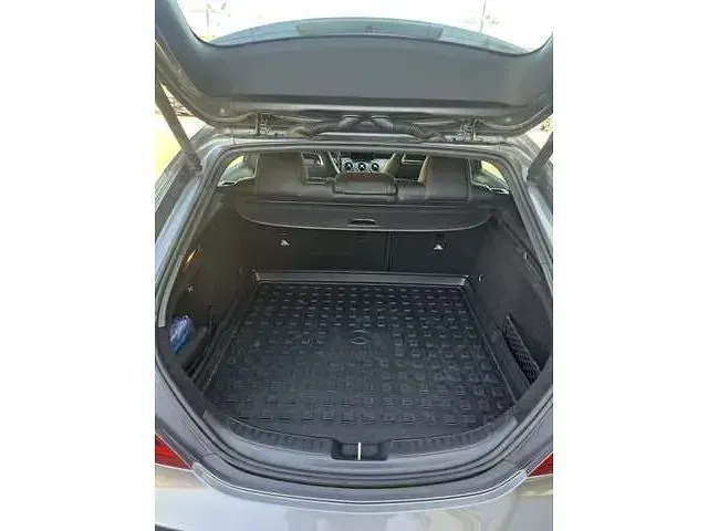 Gebraucht Mercedes CLA200 156 PS (114 kW) 2017 Mountaingrau  met. Kombi