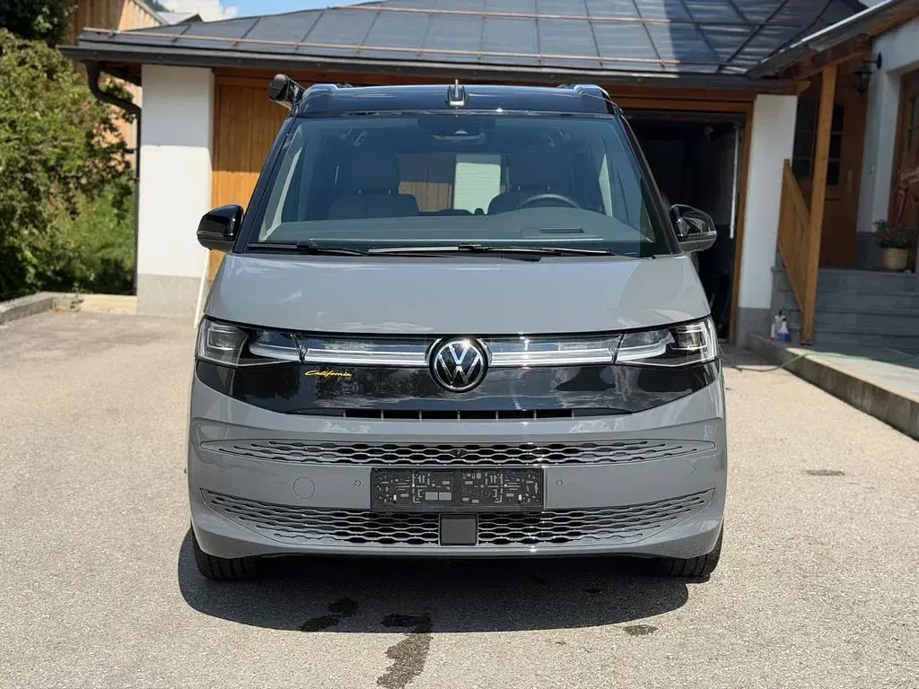 Gebraucht VW California Edition 150 PS (110 kW) 2025 Grau Van