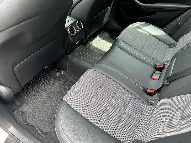 Gebraucht Mercedes E200 150 PS (110 kW) 2016 Weiß Kombi