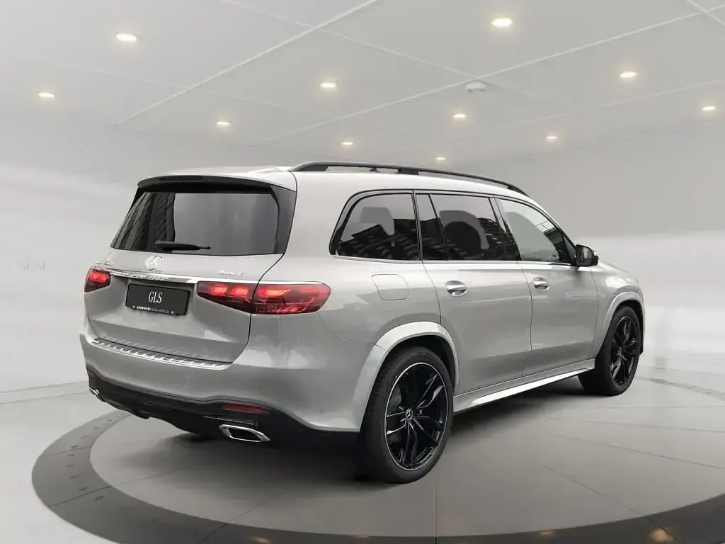 Gebraucht Mercedes GLS450 AMG 367 PS (269 kW) 2025 Grau manufaktur lack manufaktu SUV