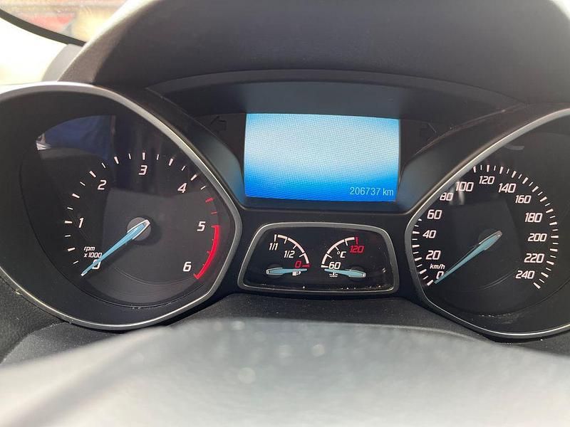 Gebraucht Ford Kuga SYNC Edition 179 PS (131 kW) 2016 Blau SUV