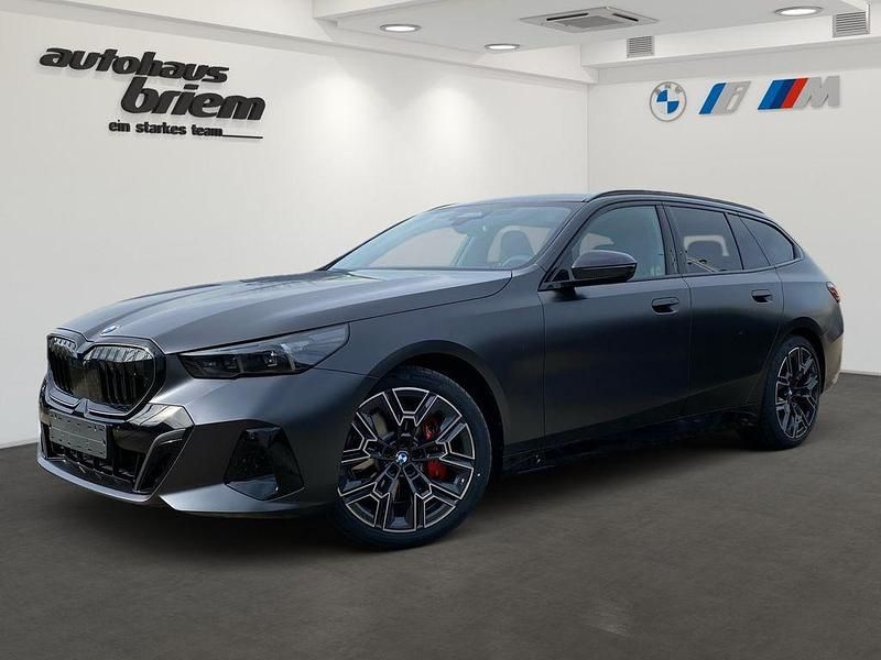 Gebraucht BMW 540 M Sport 286 PS (210 kW) 2025 Frozen deep grey metallic Kombi