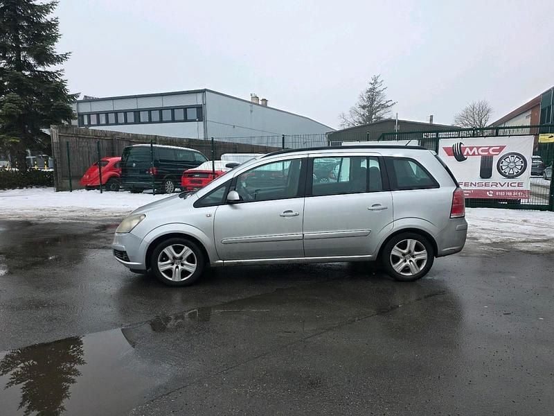 Gebraucht Opel Zafira 140 PS (102 kW) 2007 Grau Van / Kleinbus