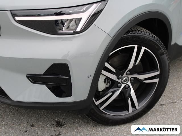 Second-hand Volvo EX40 Plus 185 kW (252 CP) 2025 Gri SUV