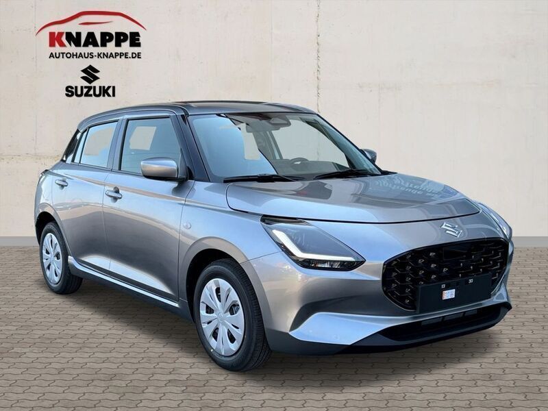 Neu Suzuki Swift Club 83 PS (61 kW) 2025 Silber Kleinwagen