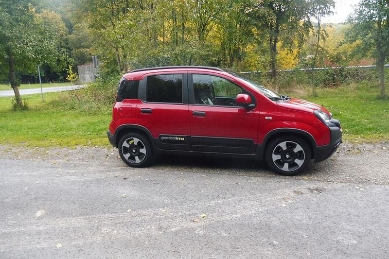 Rot Gebraucht 2025 Fiat Panda Cross Cross Kleinwagen | 14.200 € (Guter Preis) - Bild 1/4