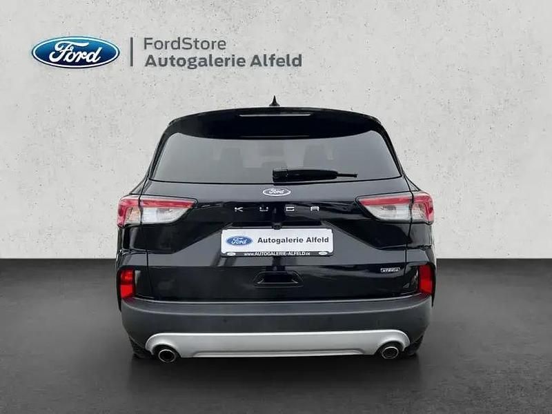 Usata Ford Kuga Titanium 224 CV (164 kW) 2022 Nero SUV