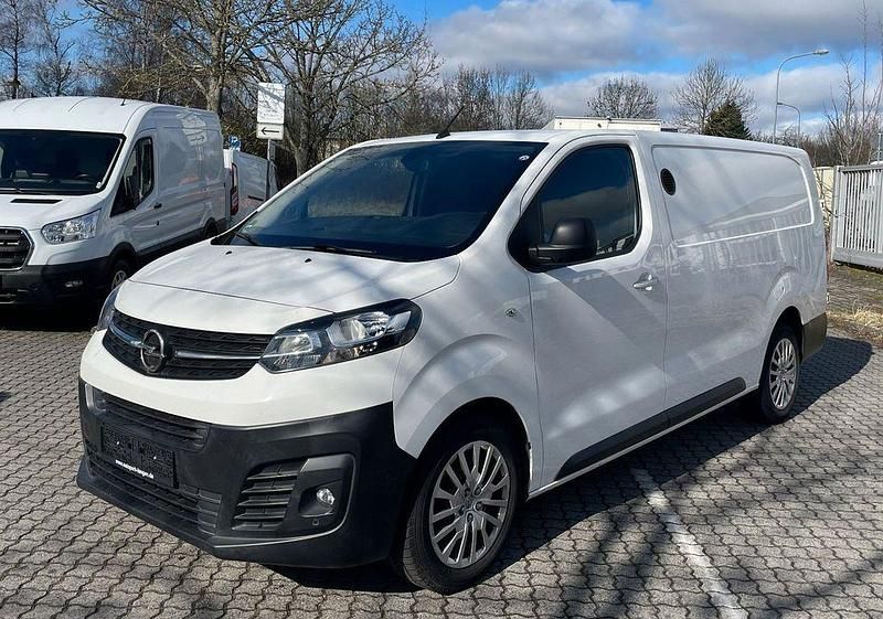 Gebraucht Opel Vivaro 122 PS (89 kW) 2020 Weiß Van / Kleinbus