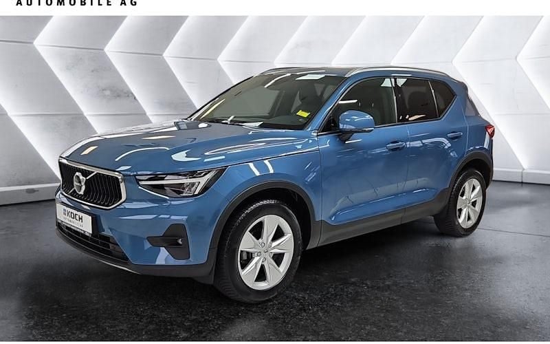 Blau Gebraucht 2023 Volvo XC40 Core SUV | 25.880 € (Superpreis) - Bild 1/4