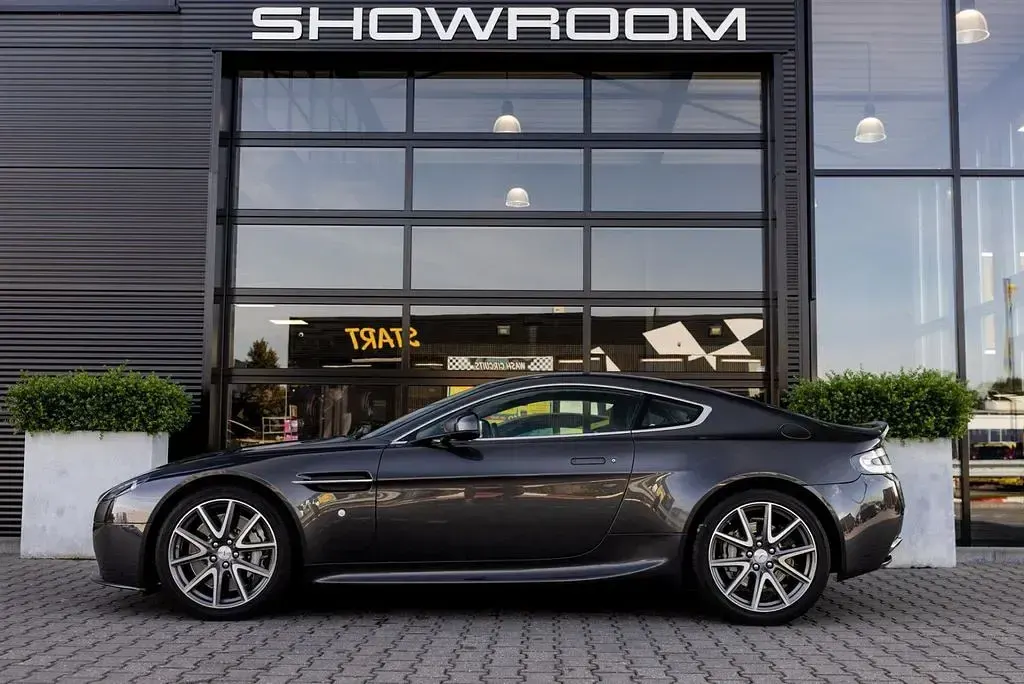 Gebraucht Aston Martin V8 Vantage 426 PS (313 kW) 2012 Grau