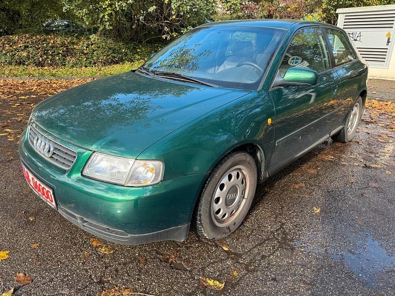Grün Gebraucht 1997 Audi A3 Limousine | 2.222 € (Fairer Preis) - Bild 1/4