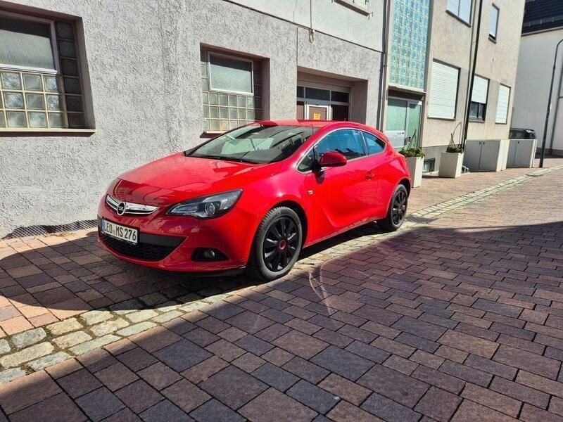 Rot Gebraucht 2012 Opel Astra GTC Edition Coupé | 7.500 € (Fairer Preis) - Bild 1/4