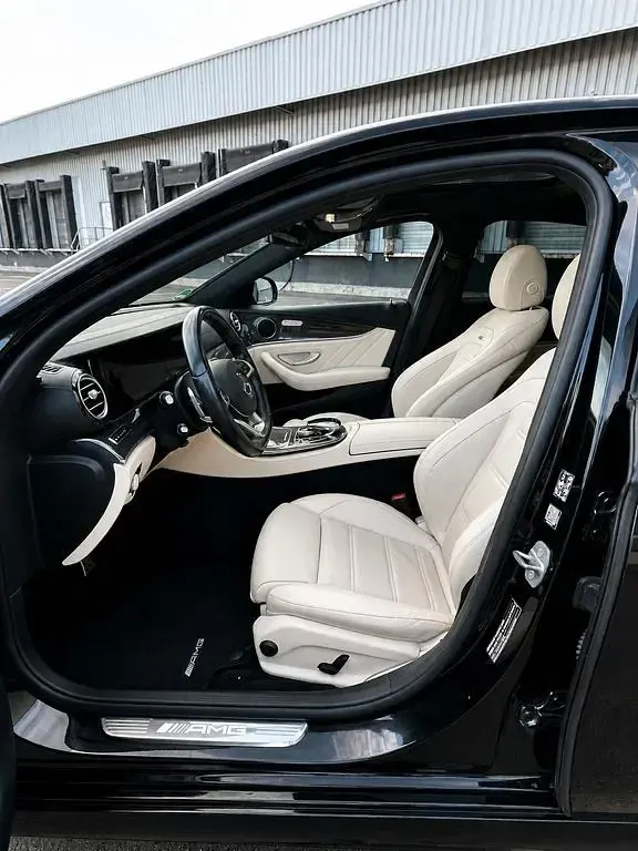 Gebraucht Mercedes E43 AMG AMG 401 PS (294 kW) 2017 Schwarz Limousine