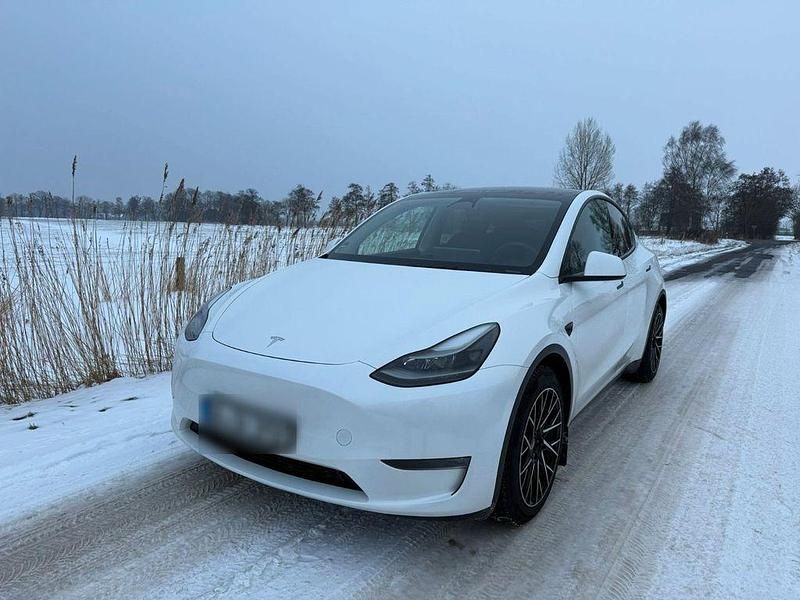 Gebraucht Tesla Model Y Long Range AWD 378 kW (514 PS) 2023 Weiß SUV
