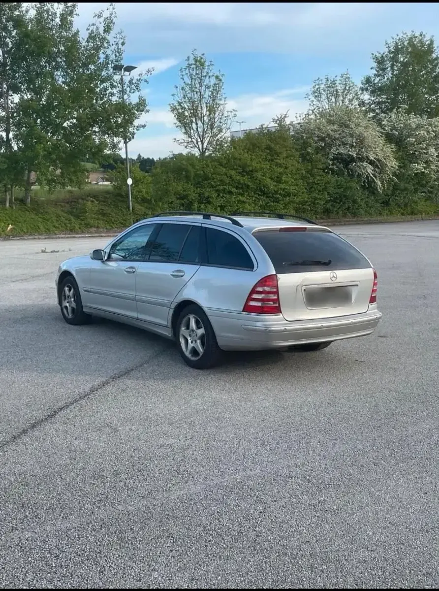 Gebraucht Mercedes C200 116 PS (85 kW) 2003 Silber Kombi