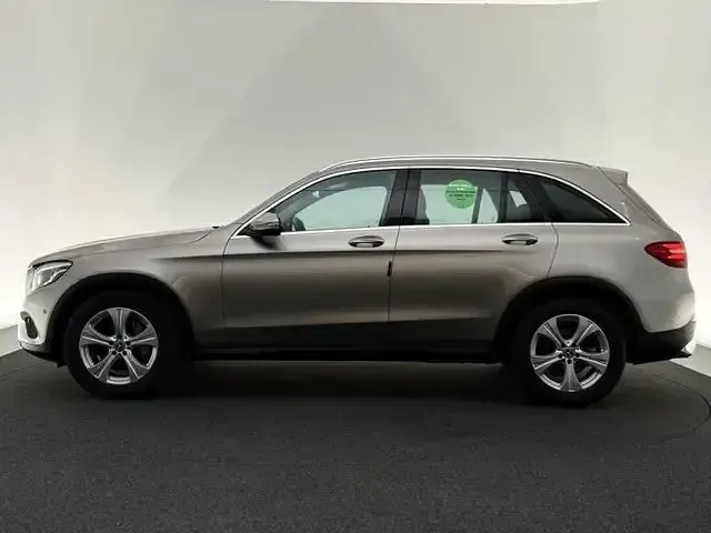 Gebraucht Mercedes GLC220 Exclusive 170 PS (125 kW) 2019 Silber SUV