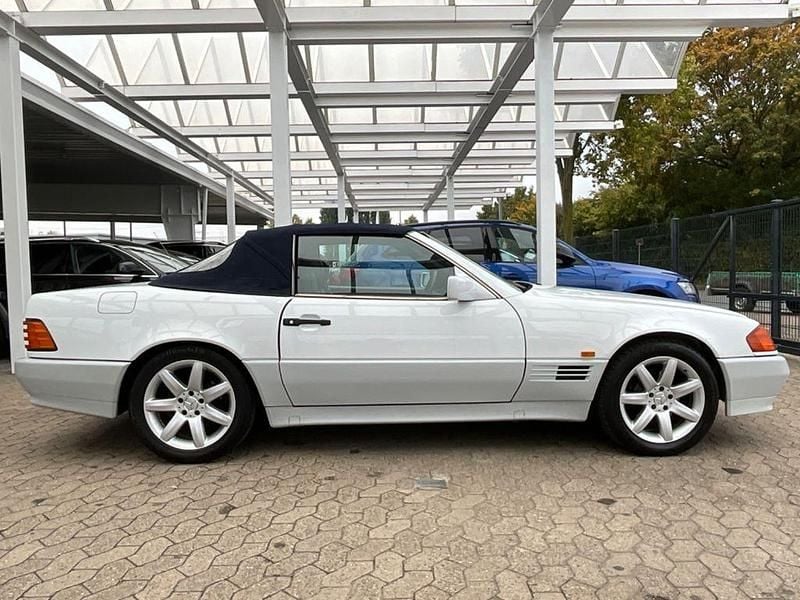 Weiß Gebraucht 1992 Mercedes SL300 Cabrio | 19.950 € - Bild 1/4