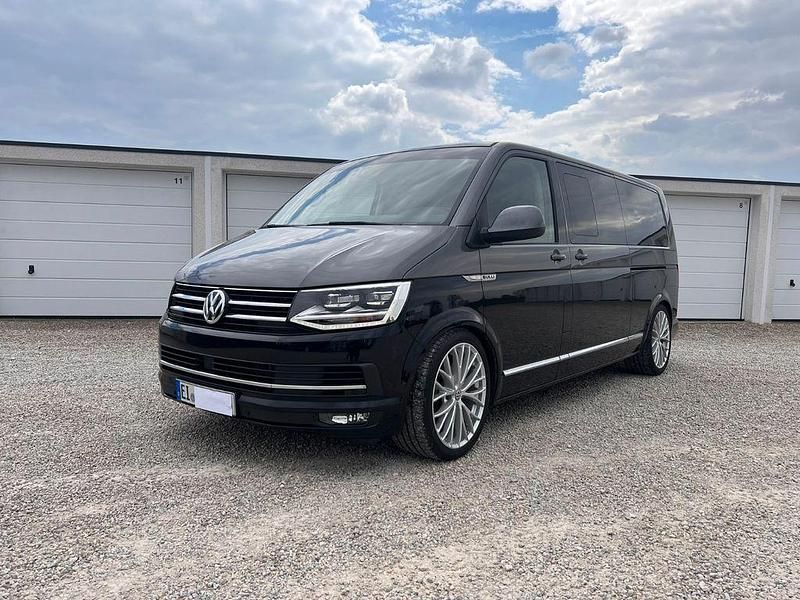 Second-hand VW T6 204 CP (150 kW) 2017 Negru Van