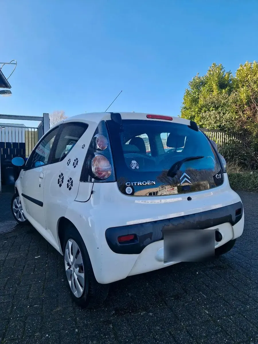 Gebraucht Citroën C1 68 PS (50 kW) 2011 Weiß Kleinwagen