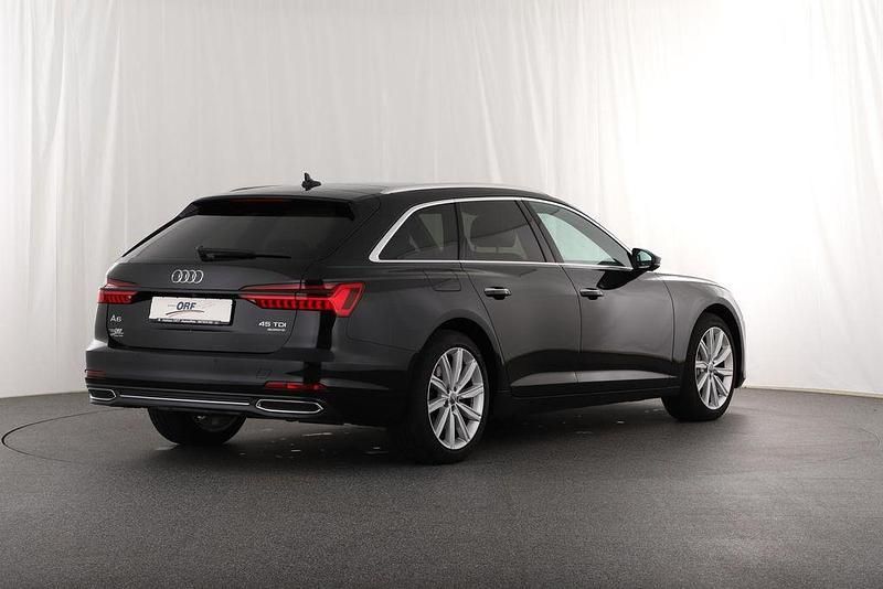 Gebraucht Audi A6 Design 231 PS (169 kW) 2020 Mythosschwarz metallic Kombi