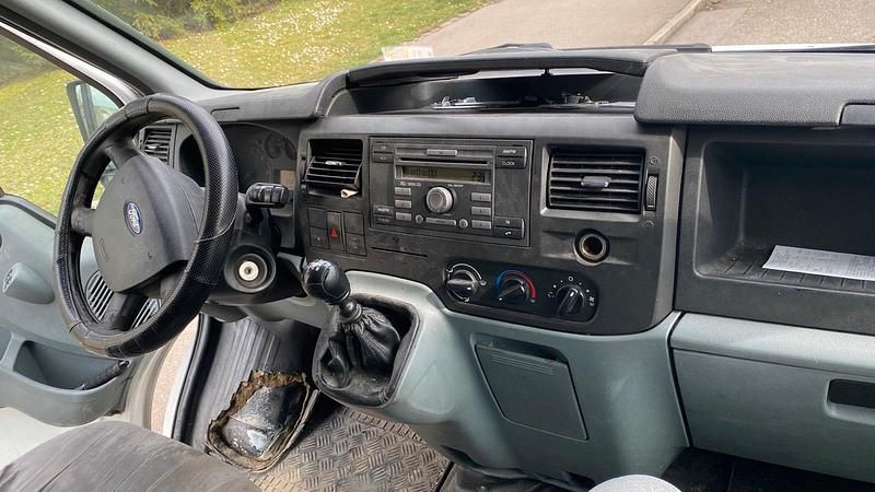 Second-hand Ford Transit 100 CP (73 kW) 2009 Alb Berlinǎ