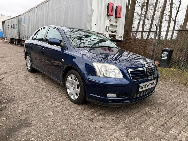 Gebraucht Toyota Avensis 129 PS (94 kW) 2004 Dark blue mica metallic Limousine