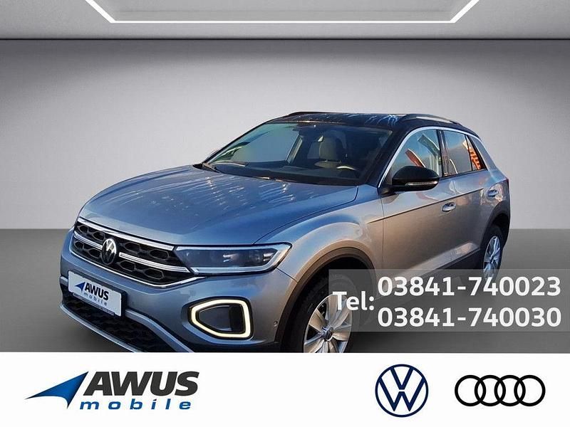 Gebraucht VW T-Roc Move 150 PS (110 kW) 2024 Pyrit silber SUV