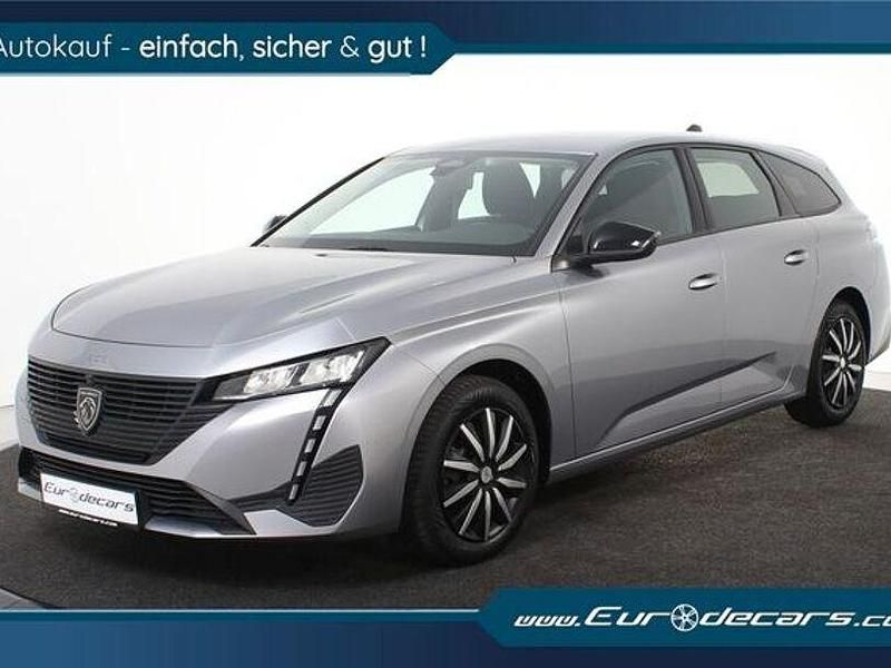 Grau Gebraucht 2022 Peugeot 308 Active Kombi | 16.850 € (Fairer Preis) - Bild 1/4
