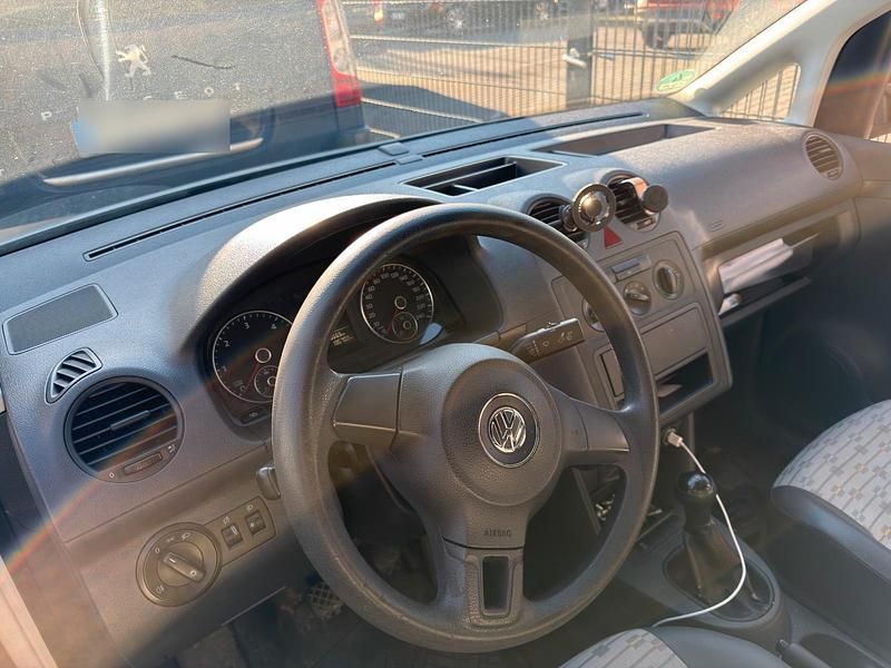 Gebraucht VW Caddy 75 PS (55 kW) 2012 Weiß Van / Kleinbus