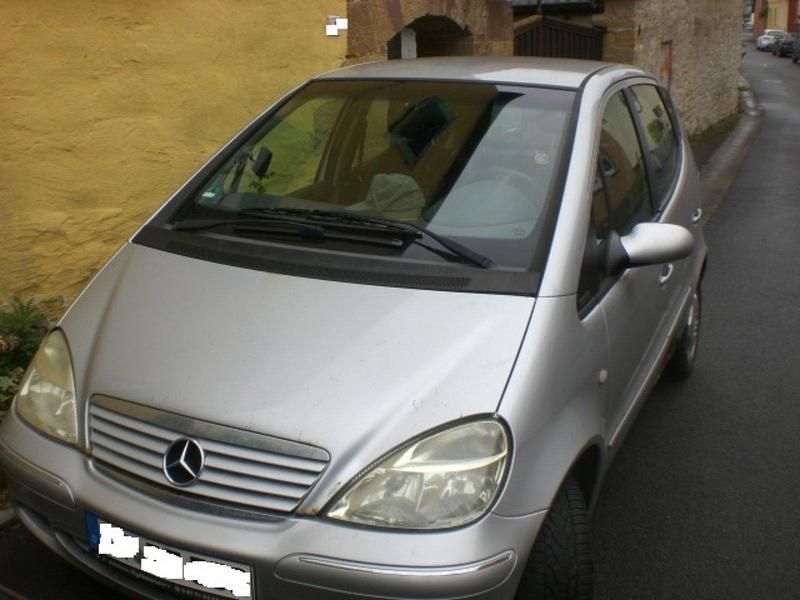 Silber Gebraucht 2002 Mercedes A160 Kleinwagen | 777 € (Fairer Preis) - Bild 1/2
