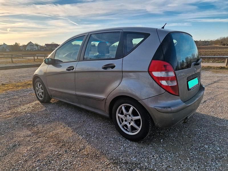 Gebraucht Mercedes A180 109 PS (80 kW) 2006 Grau Limousine