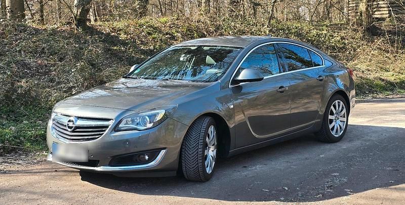 Gebraucht Opel Insignia 136 PS (100 kW) 2016 Grau Limousine