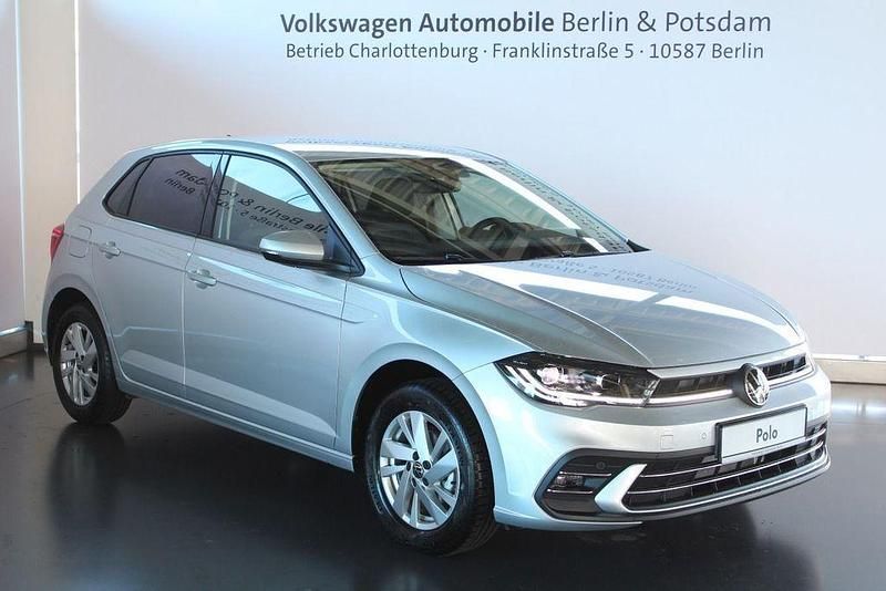 Neu VW Polo Style 95 PS (69 kW) 2025 Reflexsilber metallic Kleinwagen