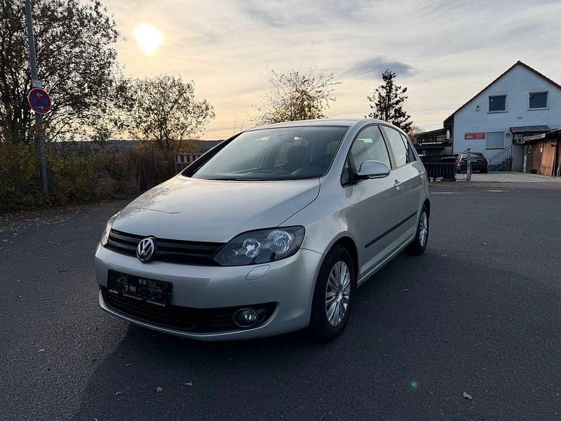 Silber Gebraucht 2011 VW Golf Plus Cross Van / Kleinbus | 6.900 € (Fairer Preis) - Bild 1/4