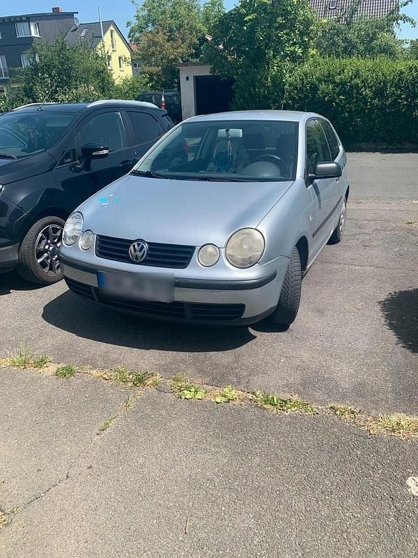 Silber Gebraucht 2003 VW Polo Kleinwagen | 400 € (Superpreis) - Bild 1/4