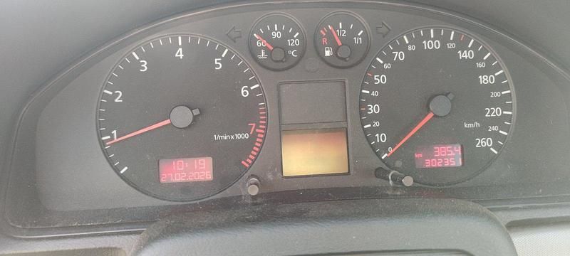 Gebraucht Audi A4 125 PS (91 kW) 1999 Blau Kombi