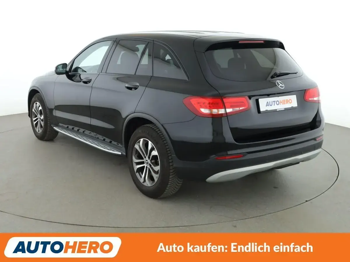Gebraucht Mercedes GLC250 204 PS (150 kW) 2018 Schwarz SUV