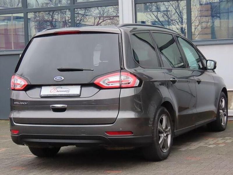 Gebraucht Ford Galaxy 150 PS (110 kW) 2016 Grau Van / Kleinbus