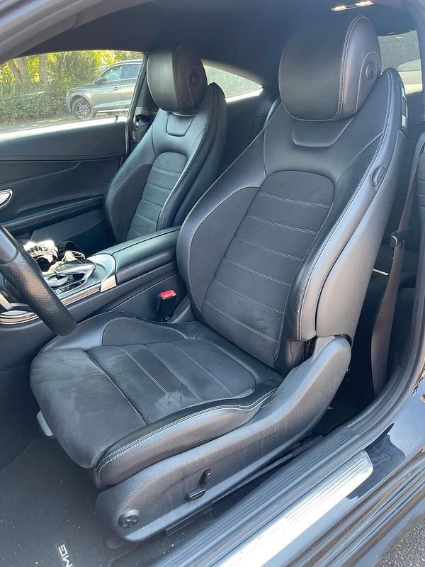 Gebraucht Mercedes C220 AMG line 170 PS (125 kW) 2016 Schwarz Coupé