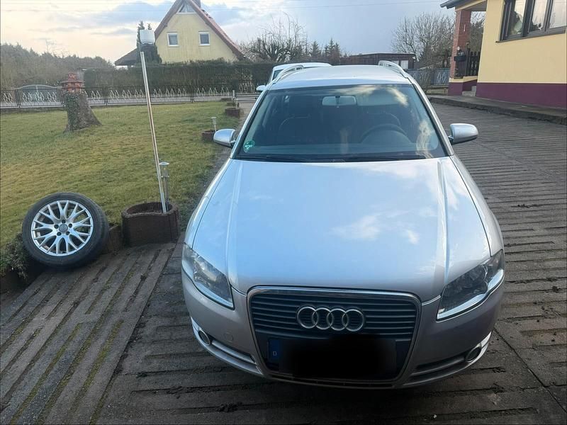 Gebraucht Audi A4 105 PS (77 kW) 2007 Silber Kombi