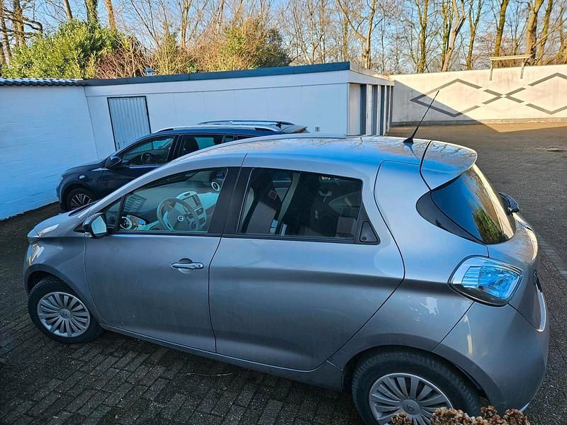 Gebraucht Renault Zoe Life 2017 Silber Kleinwagen