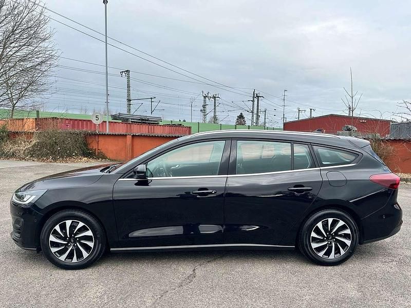 Gebraucht Ford Focus Titanium 155 PS (114 kW) 2024 Obsidianschwarz metallic Kombi