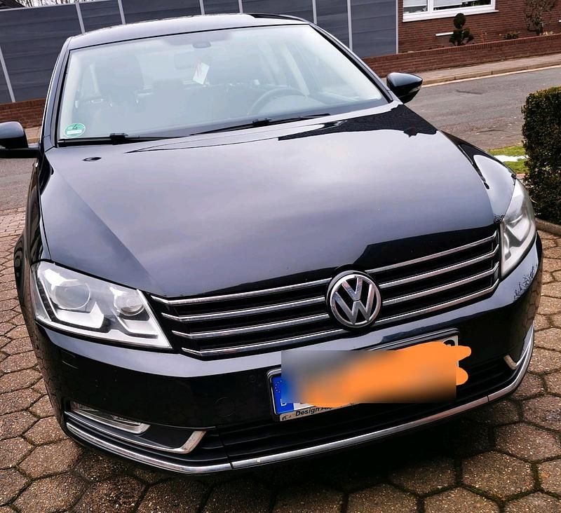 Gebraucht VW Passat Comfortline 140 PS (102 kW) 2012 Schwarz Limousine
