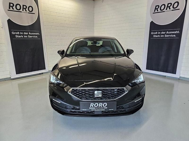 Usata Seat Leon Style 150 CV (110 kW) 2024 Nero Berlina