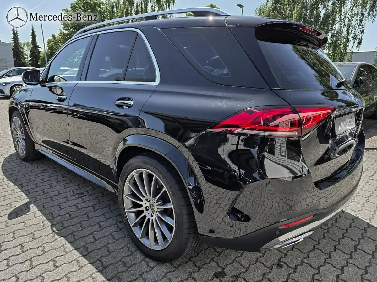 Gebraucht Mercedes GLE400 AMG 330 PS (242 kW) 2024 Obsidianschwarz SUV