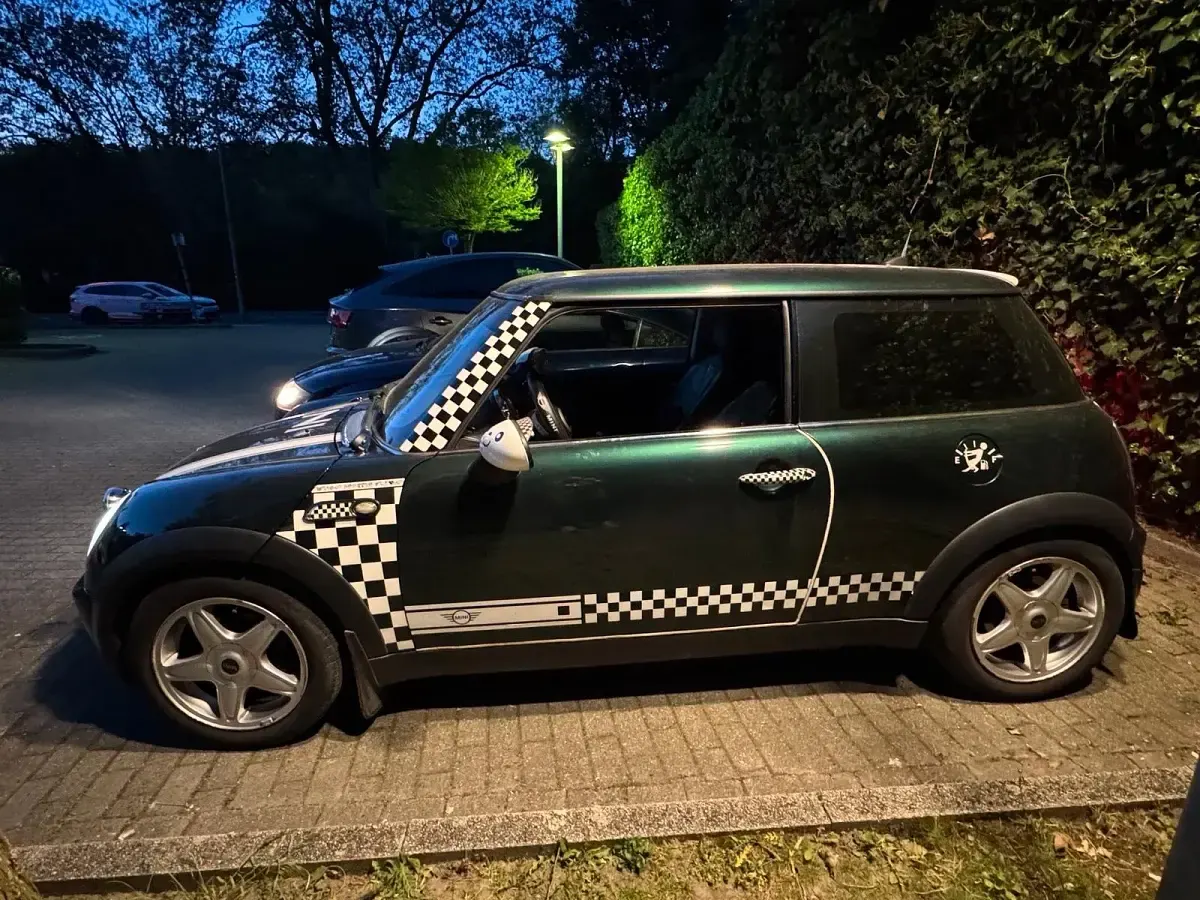 Usata Mini Cooper 90 CV (66 kW) 2005 Verde Utilitaria