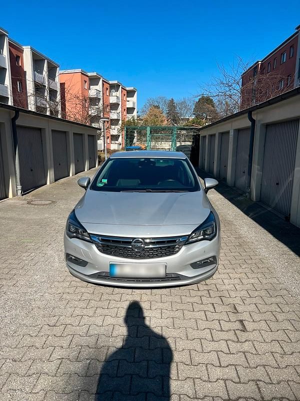 Gebraucht Opel Astra 136 PS (100 kW) 2017 Silber Kleinwagen